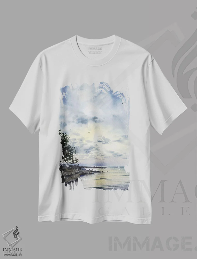 تیشرت سفید طرح دار درخت در ساحل، دکور ساحلی اثر هوم لایک آرت | فروشگاه ایماژ