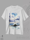 تیشرت سفید طرح دار امواج و صخره ها II، دکور ساحلی اثر هوم لایک آرت | فروشگاه ایماژ