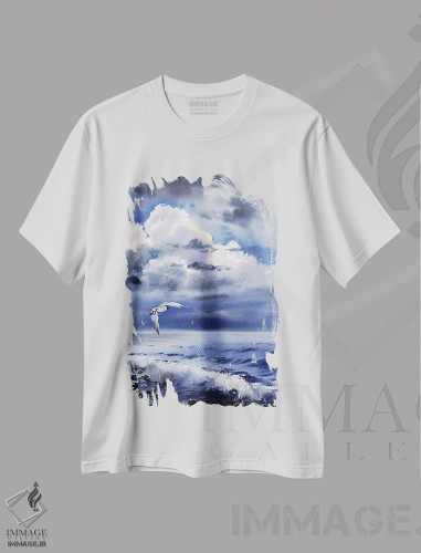 تیشرت سفید طرح دار مرغ دریایی بالای دریا، هنر فاخر معاصر اثر هوم لایک آرت | فروشگاه ایماژ