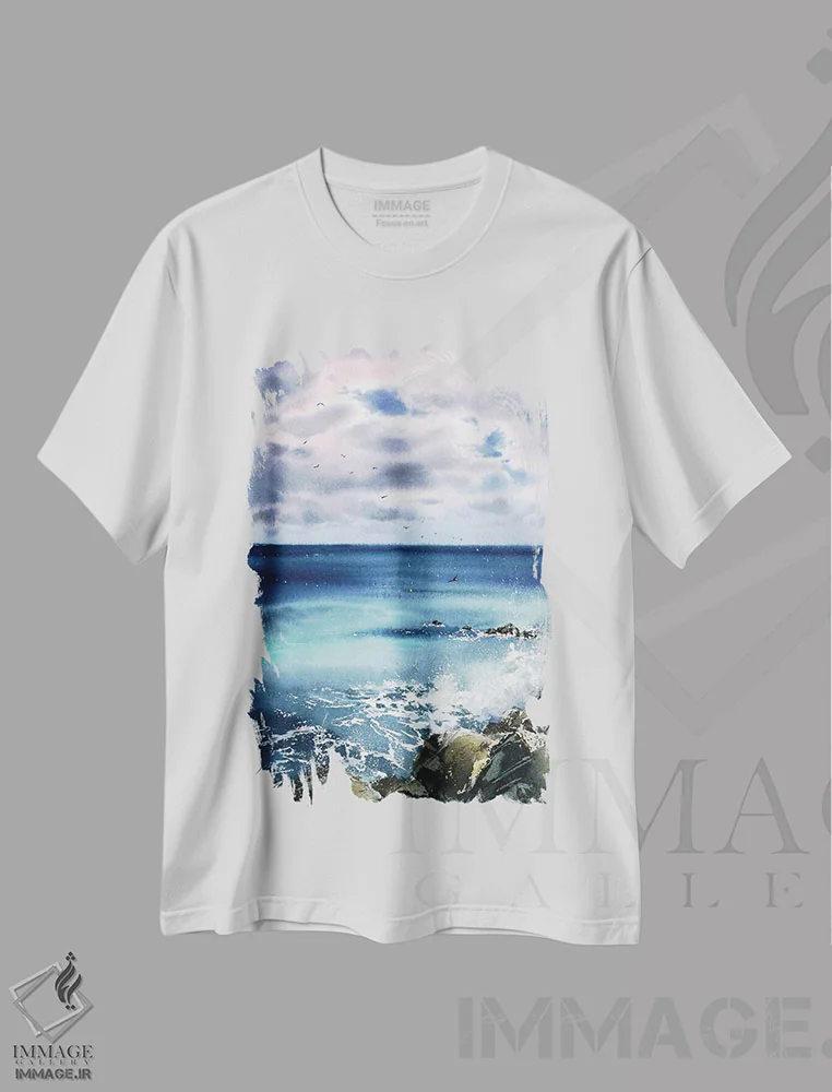 تیشرت سفید طرح دار امواج و صخره ها، دکور ساحلی اثر هوم لایک آرت | immage.ir