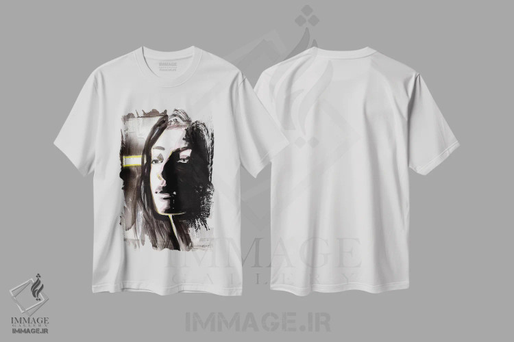 تیشرت سفید طرح دار کنار پنجره، هنر فاخر معاصر اثر هارت آو لیلی | immage.ir