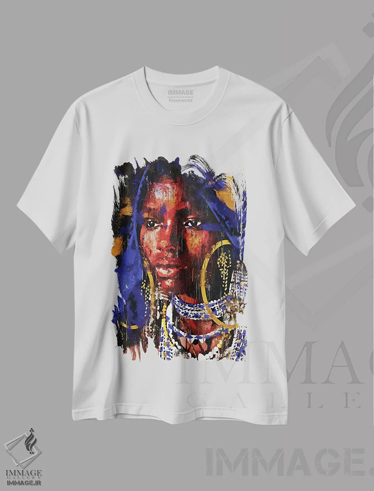 تیشرت سفید طرح دار رنگ های متحد انتزاعی V، هنر آمریکایی آفریقایی تبار اثر هلو مورائس | immage.ir