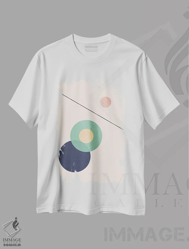 تیشرت سفید طرح دار شکل رنگین کمانی انتزاعی هفت اثر هلو مورائس | immage.ir