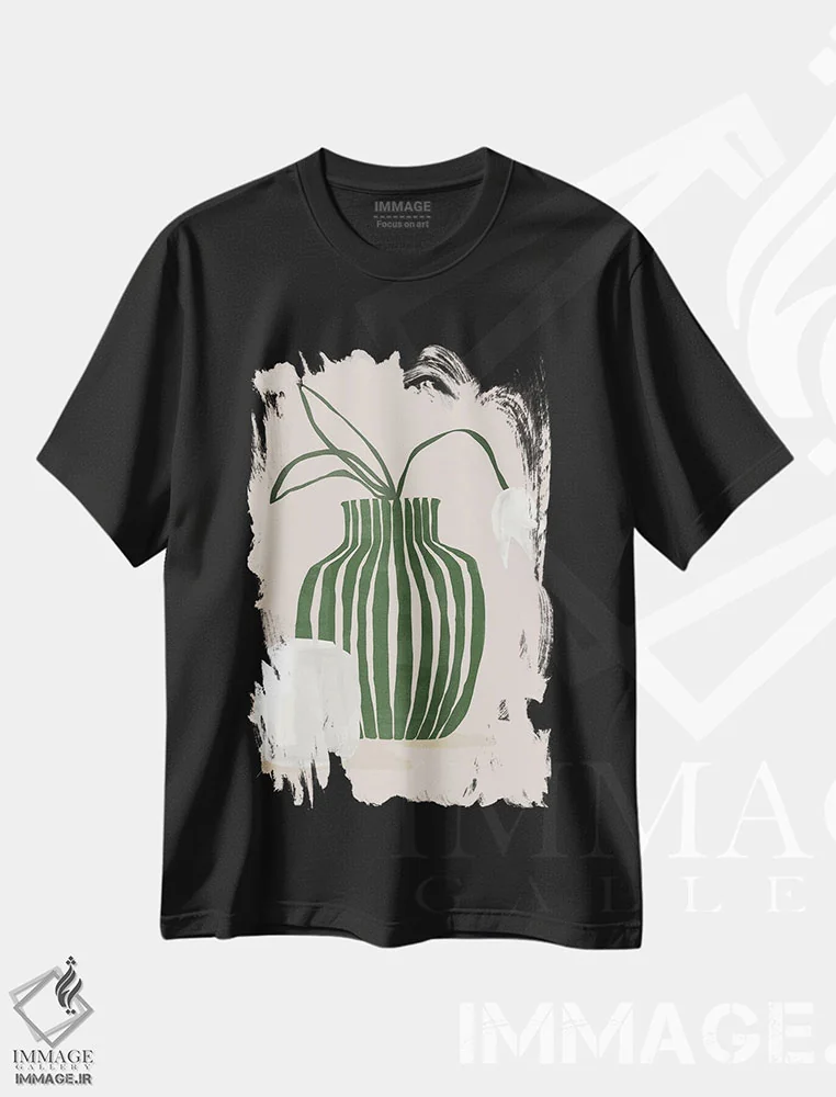تیشرت مشکی طرح دار لاله های سبز انتزاعی دو، تزئینی اثر هلو مورائس | immage.ir