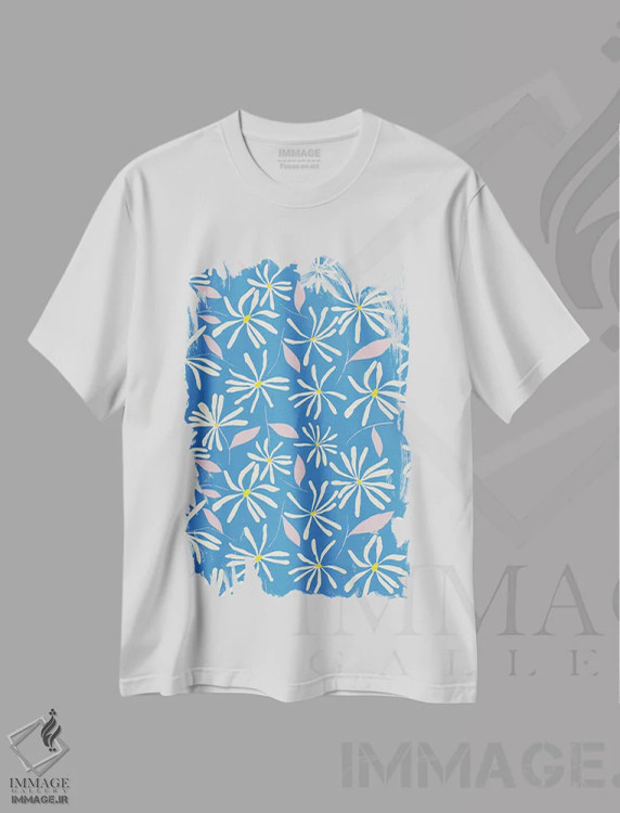 تیشرت سفید طرح دار بوم آزاد بابونه ها، تزئینی اثر هانا بایزنگ | immage.ir