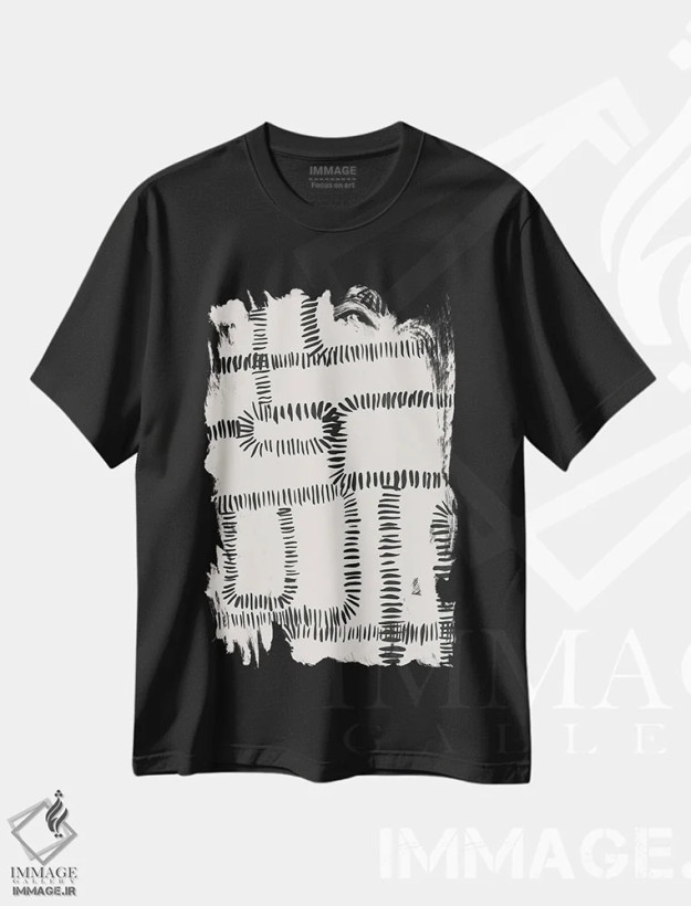 تیشرت مشکی طرح دار مسیر شکوفه ها، هنر تزئینی سیاه و سفید اثر هانا بایزنگ | فروشگاه ایماژ
