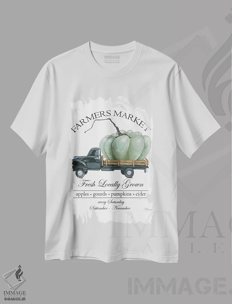 تیشرت سفید طرح دار کامیون بازار کشاورزان، دکور تعطیلات اثر هولی هکس آرت | immage.ir