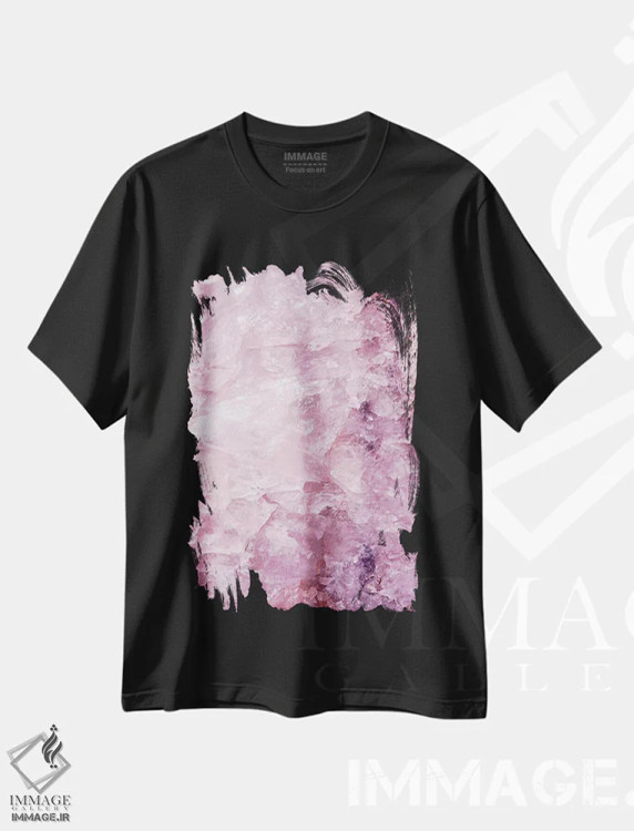 تیشرت مشکی طرح دار کوارتز صورتی اثر هانی مون هتل | immage.ir