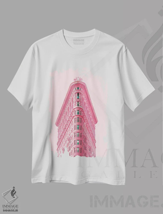تیشرت سفید طرح دار بلندی های گیلاسی اثر هانی مون هتل | immage.ir