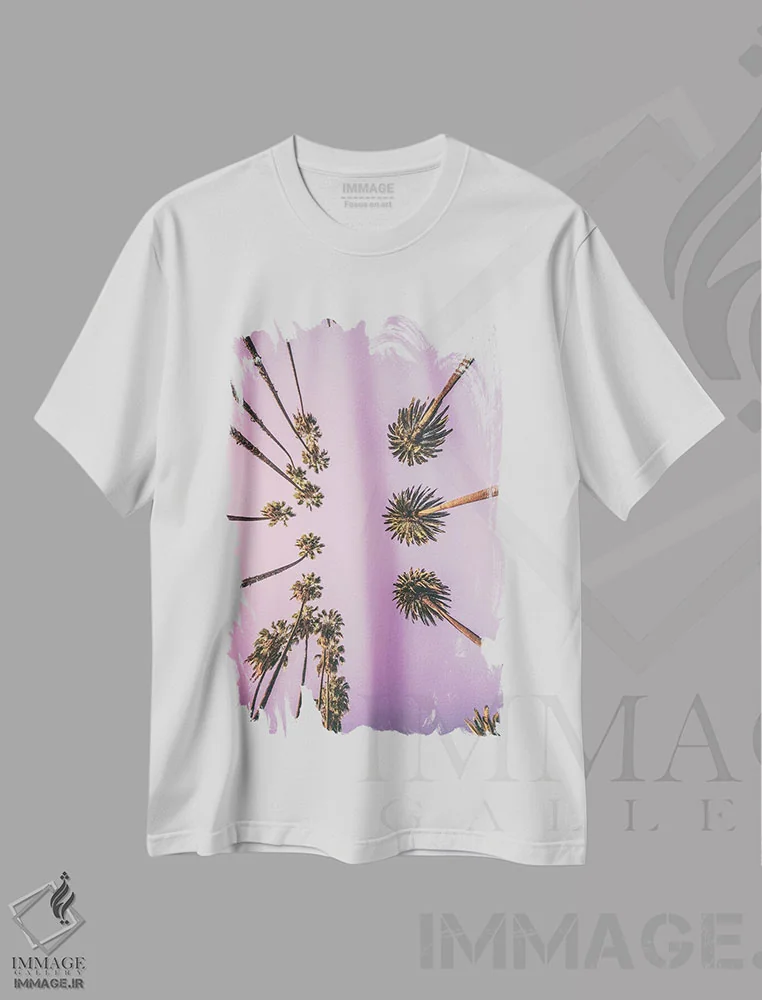 تیشرت سفید طرح دار بلوار نخل، دکور ساحلی اثر هانی مون هتل | فروشگاه ایماژ