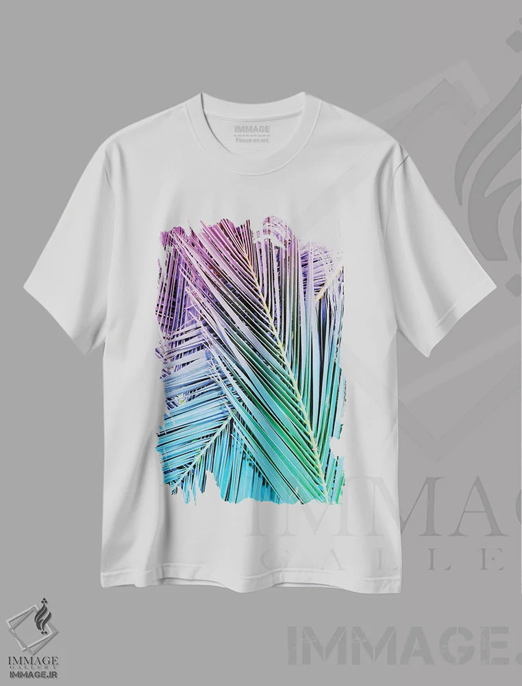 تیشرت سفید طرح دار دسته گل رنگین کمانی، تزئینی اثر هانی مون هتل | immage.ir