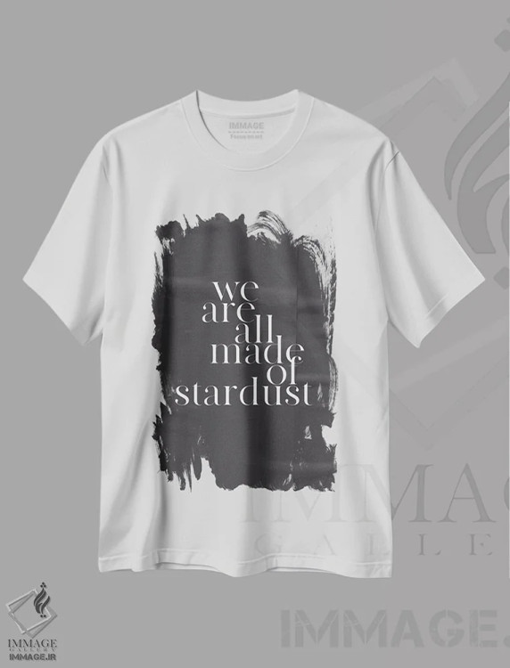 تیشرت سفید طرح دار ما همه از غبار ستارگان ساخته شده ایم، تزئینی اثر هانی مون هتل | immage.ir