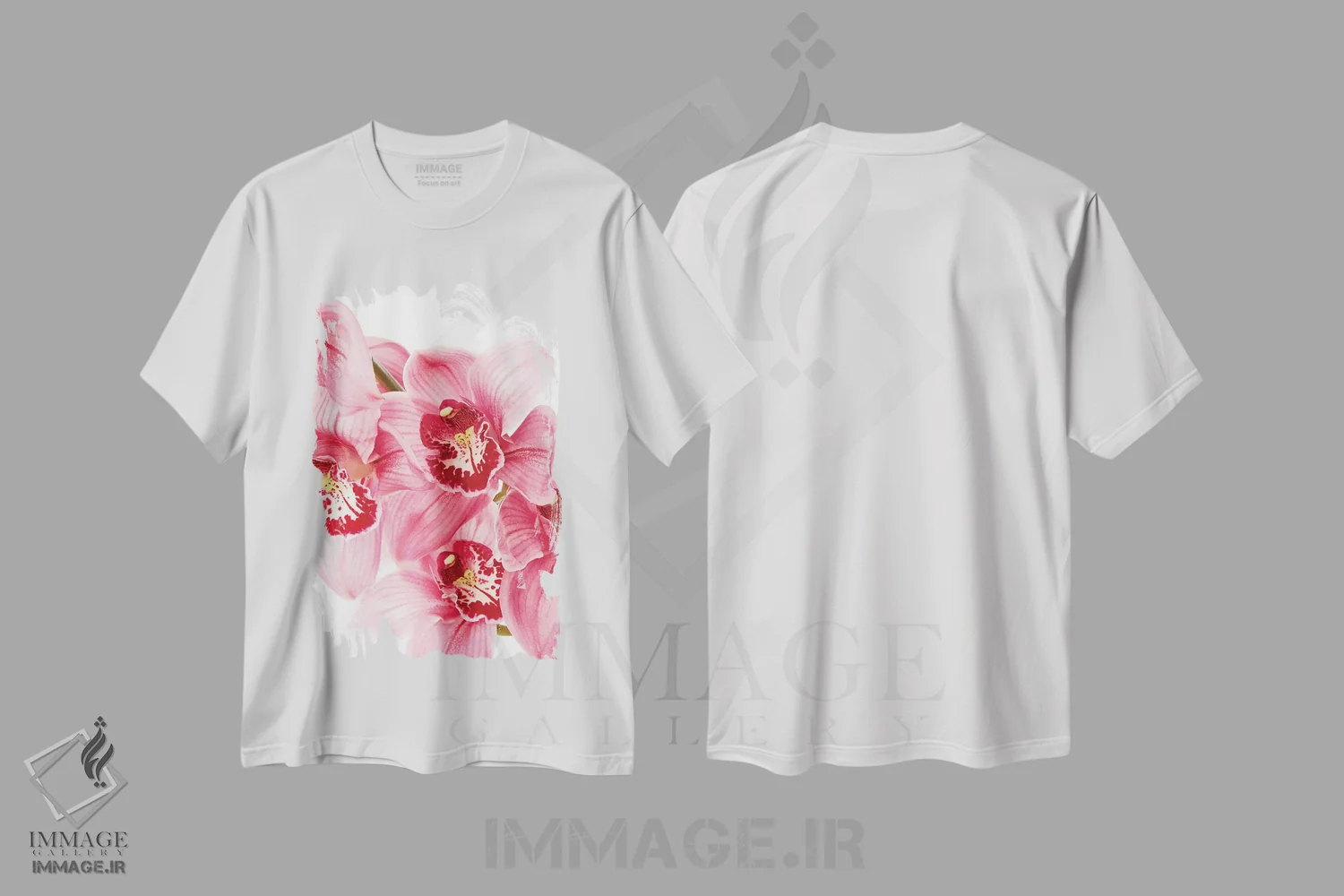 تیشرت سفید طرح دار گل دار، مدیوم اثر هانی مون هتل | immage.ir