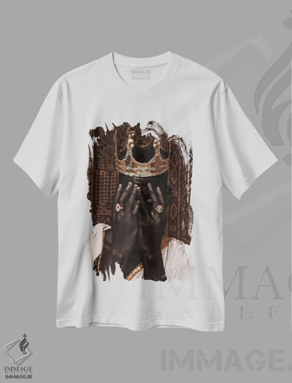تیشرت سفید طرح دار پادشاه سیاه پوست، هنر آمریکایی آفریقایی تبار اثر هری ادونزه | immage.ir