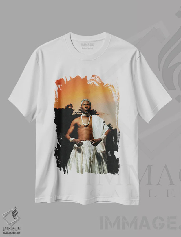 تیشرت سفید طرح دار اوباتالا، هنر آمریکایی آفریقایی تبار اثر هری ادونزه | فروشگاه ایماژ