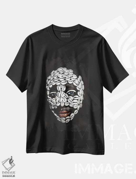 تیشرت مشکی طرح دار چهره اجدادی، هنر آمریکایی آفریقایی تبار اثر هری ادونزه | immage.ir
