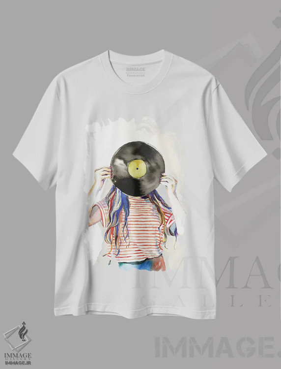 تیشرت سفید طرح دار سر ضبط کننده، تزئینی اثر هدر پری | immage.ir