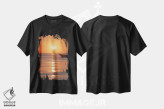 تیشرت مشکی طرح دار غروب اندونزی، تزئینی اثر هانا پریویت | فروشگاه ایماژ