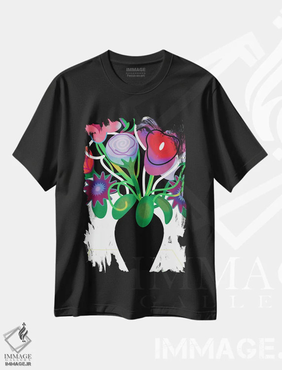 تیشرت مشکی طرح دار گلدان با گل ها، دکور معاصر اثر چارلز هارکر | immage.ir
