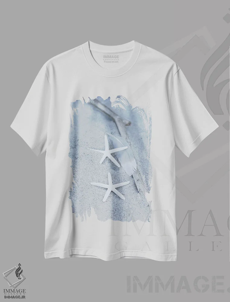 تیشرت سفید طرح دار ساحل با ستاره دریایی و پر، مدیوم اثر آندریا هازه | immage.ir