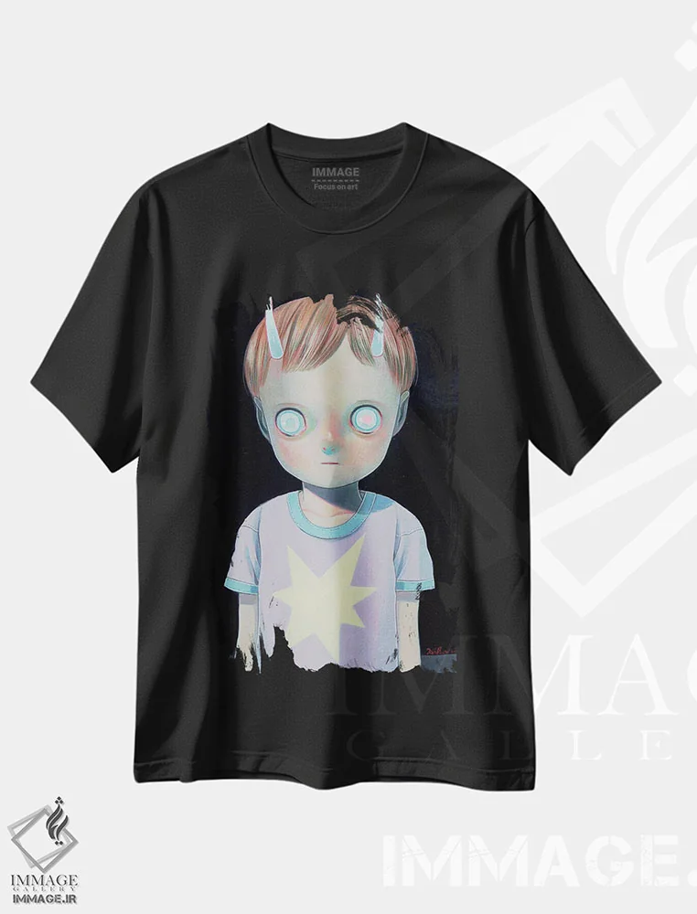تیشرت مشکی طرح دار تاریکی، دکوراسیون جایگزین اثر هیکاری شیمودا | فروشگاه ایماژ