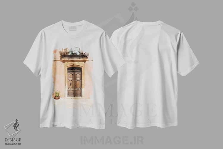 تیشرت سفید طرح دار درب چوبی قدیمی، تزئینی اثر هنریکه شنک | فروشگاه ایماژ