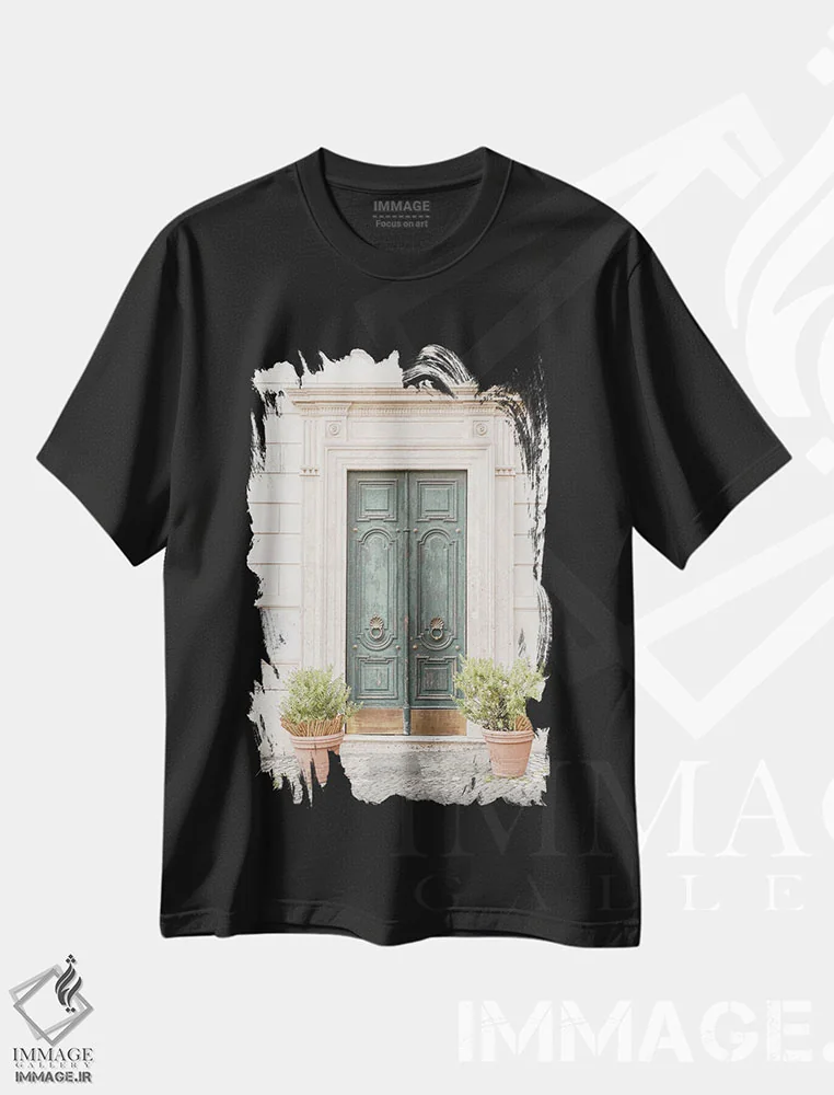 تیشرت مشکی طرح دار درب قدیمی در رم، مدیوم اثر هنریکه شنک | فروشگاه ایماژ