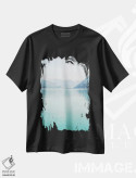 تیشرت مشکی طرح دار دریاچه بریِنتس در سوئیس، مدیوم اثر هنریکه شنک | فروشگاه ایماژ
