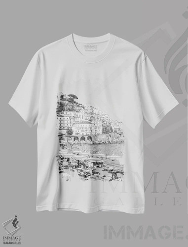 تیشرت سفید طرح دار روز ساحلی آمالفی، عکاسی سیاه و سفید اثر هنریکه شنک | فروشگاه ایماژ