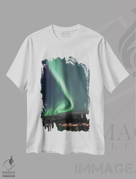 تیشرت سفید طرح دار نمایش شفق قطبی، مدیوم اثر هنریکه شنک | فروشگاه ایماژ