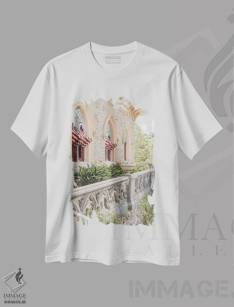 تیشرت سفید طرح دار معماری مونسرات، مدیوم اثر هنریکه شنک | immage.ir