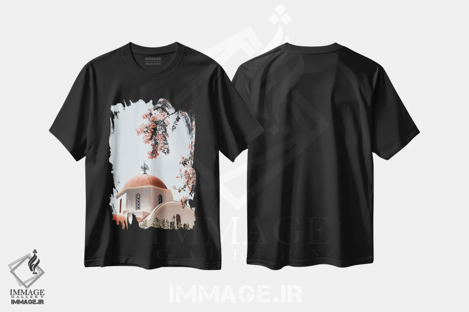 تیشرت مشکی طرح دار کلیسای سفید در یونان، مدیوم اثر هنریکه شنک | فروشگاه ایماژ
