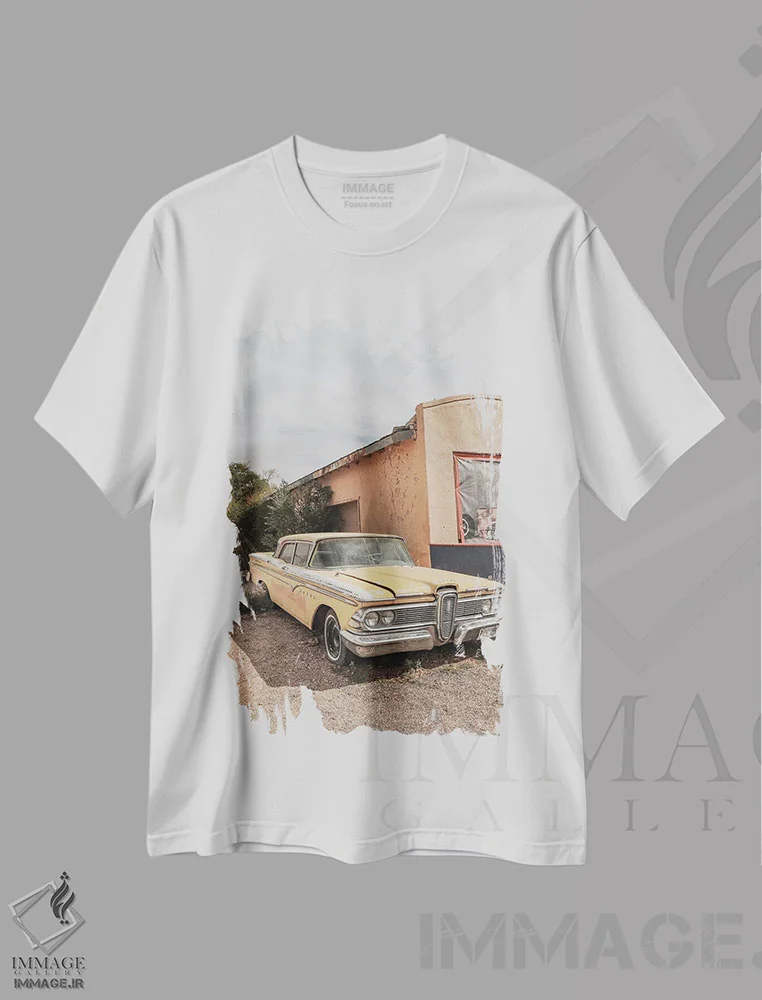 تیشرت سفید طرح دار ماشین زرد در جاده ۶۶، تزئینی اثر هنریکه شنک | فروشگاه ایماژ