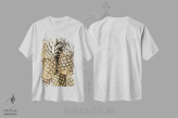 تیشرت سفید طرح دار آناناس ها در آفتاب، تزئینی اثر هنریکه شنک | فروشگاه ایماژ