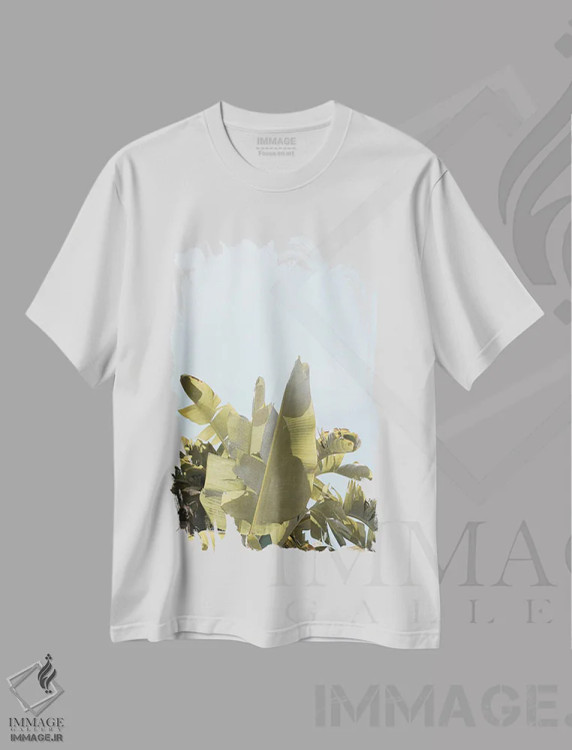 تیشرت سفید طرح دار برگ های گیاه موز گرمسیری، تزئینی اثر هنریکه شنک | immage.ir