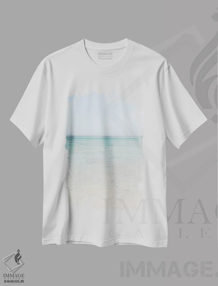تیشرت سفید طرح دار دریای آبی شفاف، مدیوم اثر هنریکه شنک | فروشگاه ایماژ