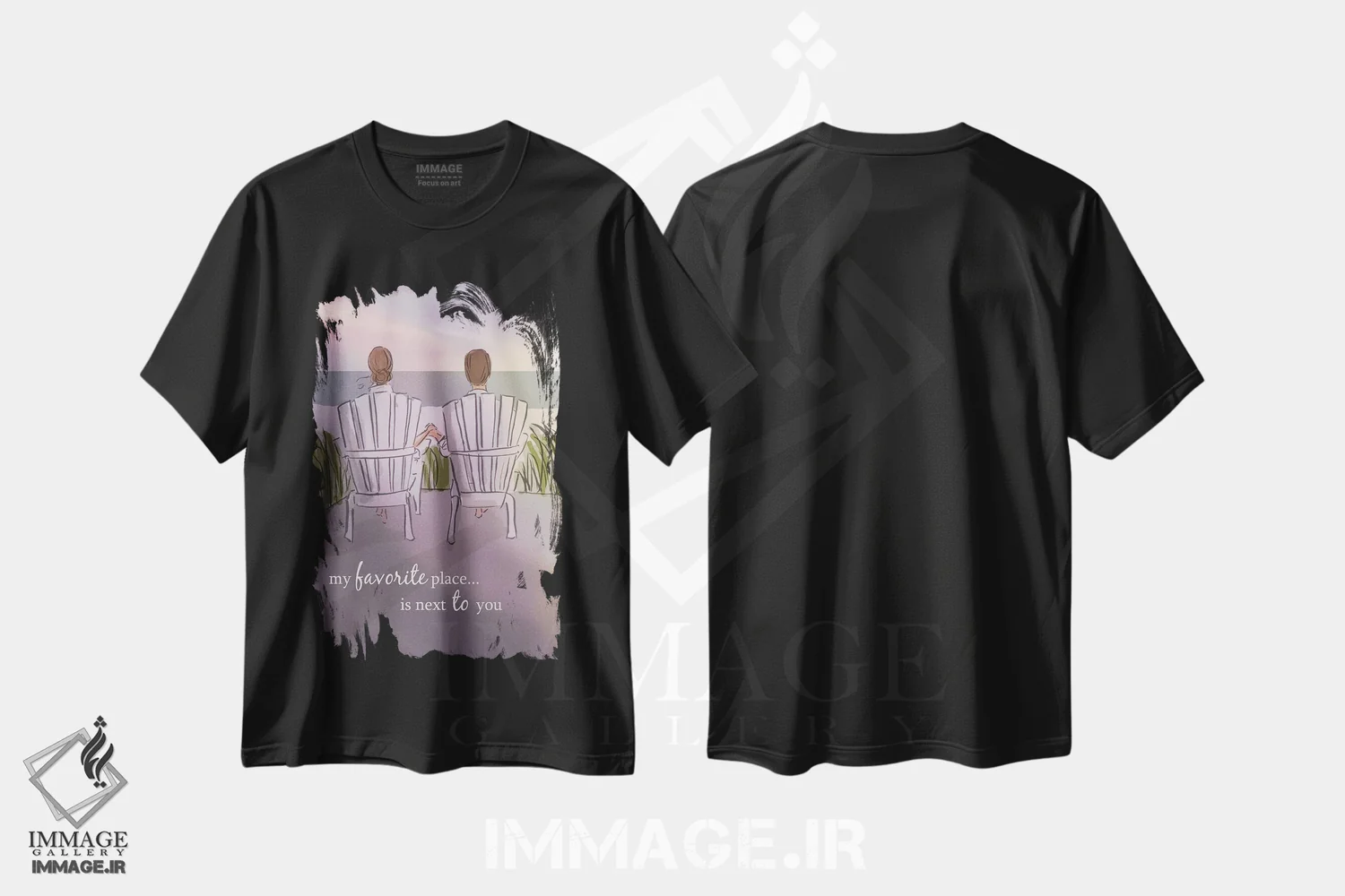تیشرت مشکی طرح دار جای مورد علاقه ام کنار توست، هنر دیجیتال اثر هدر استیلافسن | فروشگاه ایماژ
