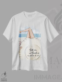 تیشرت سفید طرح دار هوای نمکی و آفتاب ۲، دکور ساحلی اثر هدر استیلافسن | فروشگاه ایماژ
