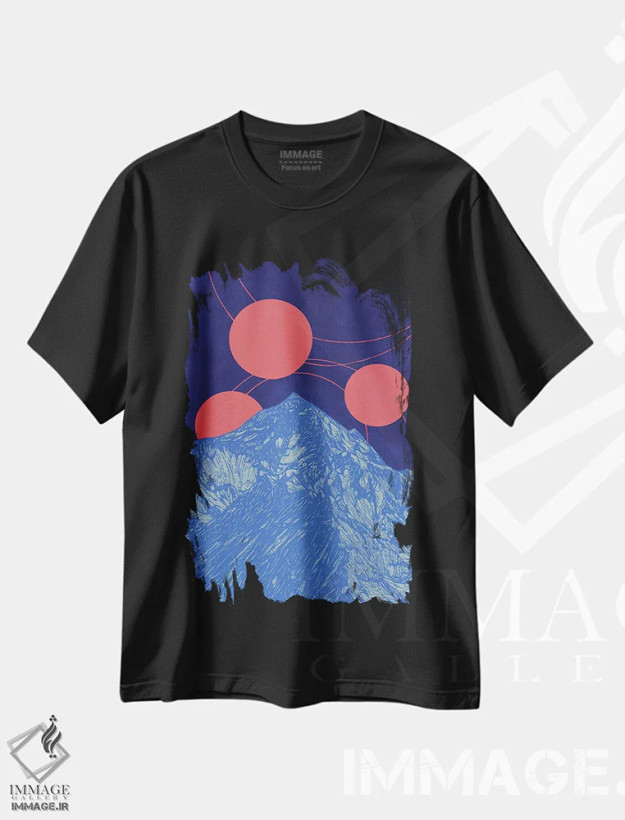 تیشرت مشکی طرح دار چرخه های چومولانگما، دکور آسیایی اثر کورالی هوئن | فروشگاه ایماژ