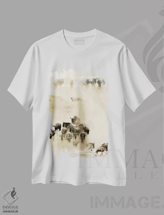 تیشرت سفید طرح دار هجوم، مدیوم اثر حسین الفرید | فروشگاه ایماژ