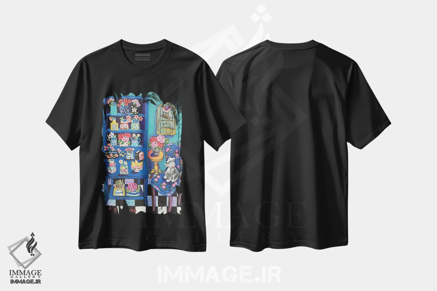 تیشرت مشکی طرح دار نشسته در کنار گل ها، تزئینی اثر هالی وُجاهن | immage.ir