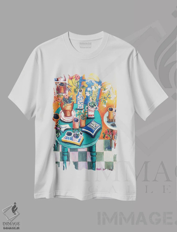 تیشرت سفید طرح دار اتاق باغی آفتابی، تزئینی اثر هالی وُجاهن | فروشگاه ایماژ