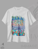 تیشرت سفید طرح دار شهر کنار دریا، تزئینی اثر هالی وُجاهن | immage.ir