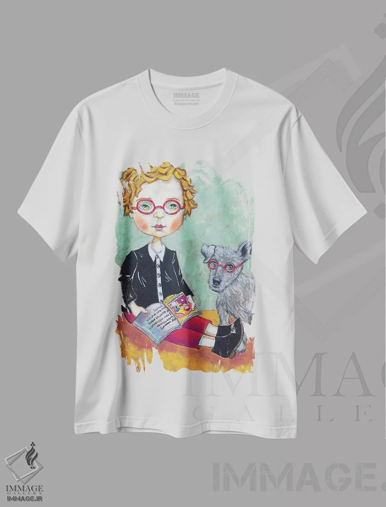 تیشرت سفید طرح دار پسری که عاشق مطالعه بود، هنر فاخر معاصر اثر هالی وُجاهن | فروشگاه ایماژ