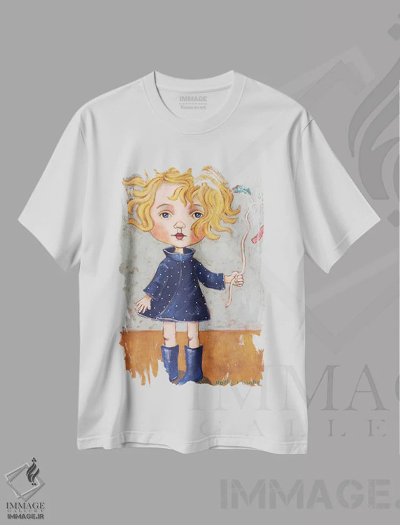 تیشرت سفید طرح دار بادی با چکمه های بارانی، هنر فاخر معاصر اثر هالی وُجاهن | فروشگاه ایماژ