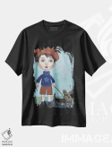 تیشرت مشکی طرح دار پسر با سگ، هنر فاخر معاصر اثر هالی وُجاهن | فروشگاه ایماژ