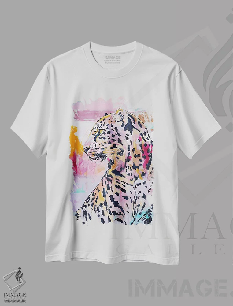 تیشرت سفید طرح دار عشق احیا شده، هنر فاخر معاصر اثر هیلی موریس | immage.ir