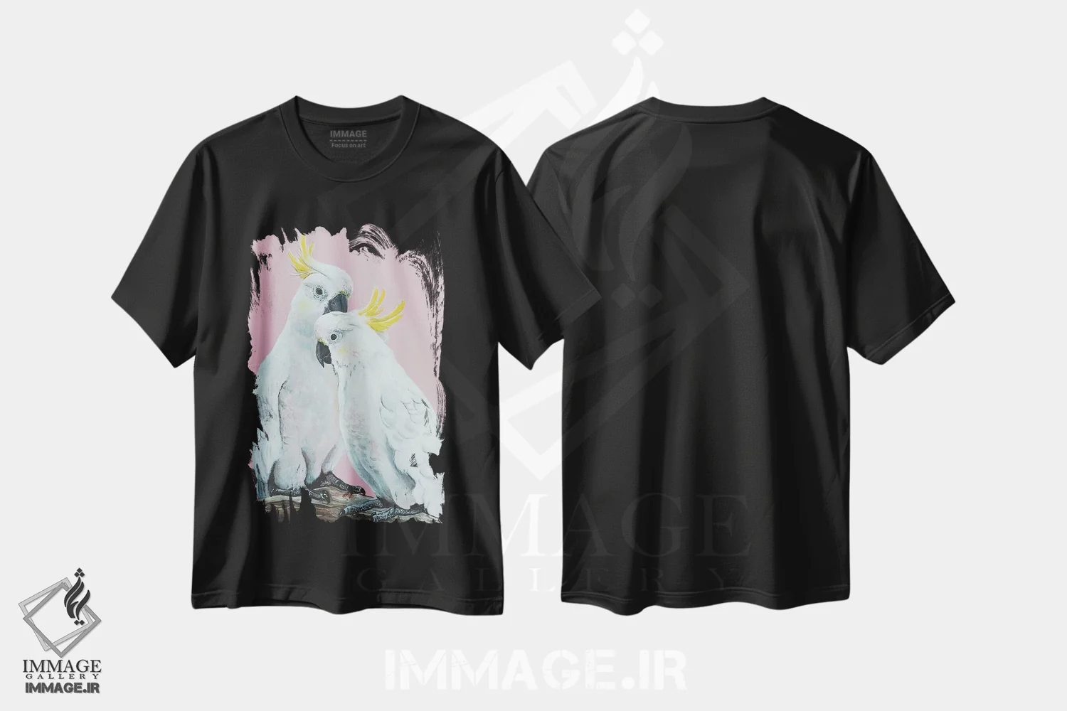 تیشرت مشکی طرح دار کاکاتوهای سفید گوگردی، هنر فاخر معاصر اثر هیلی موریس | فروشگاه ایماژ