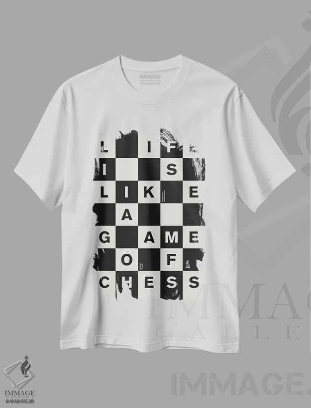 تیشرت سفید طرح دار یک بازی شطرنج، تزئینی اثر هری ریچاردز | فروشگاه ایماژ