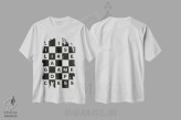 تیشرت سفید طرح دار یک بازی شطرنج، تزئینی اثر هری ریچاردز | فروشگاه ایماژ